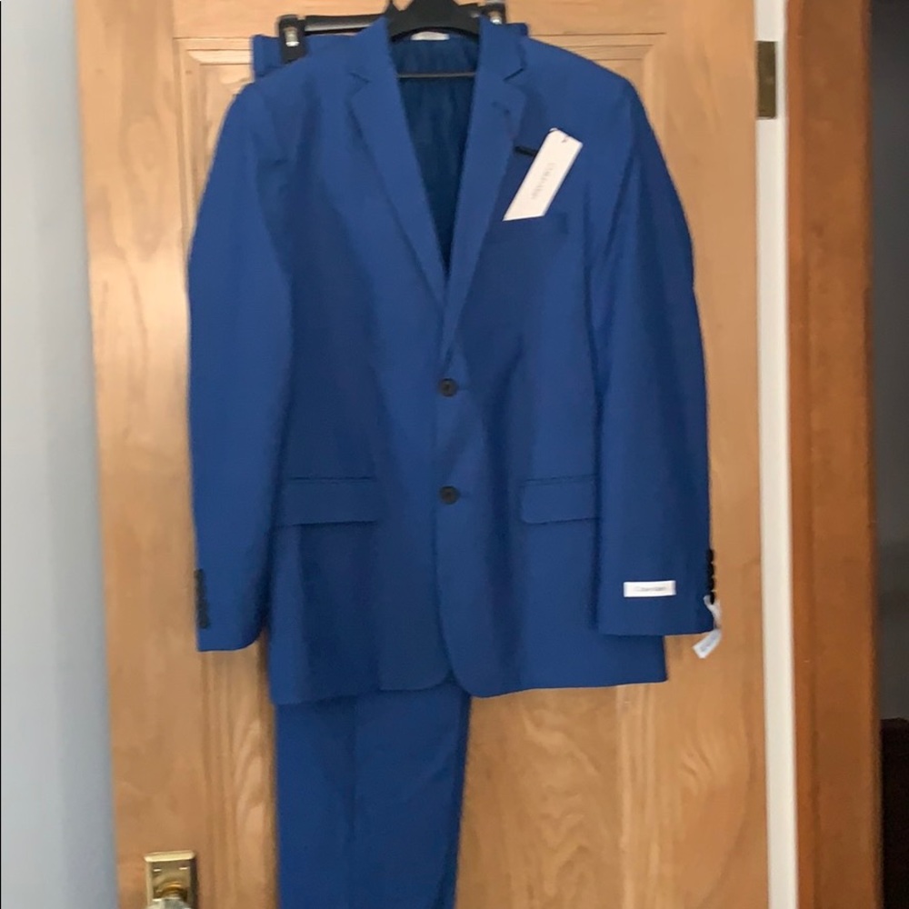 Kids two piece suit